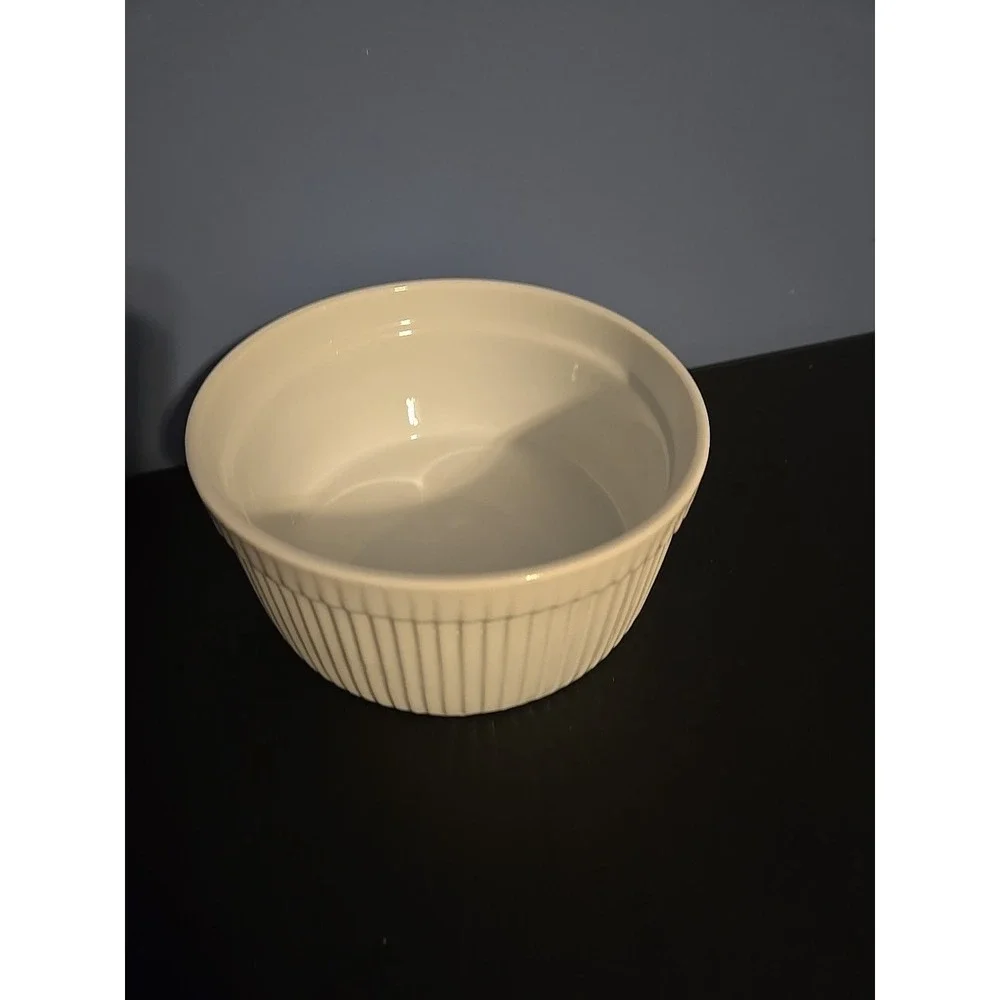 BIA Cordon Bleu Souffle Casserole Baking Serving Dish White Ribbed‎ 6.5